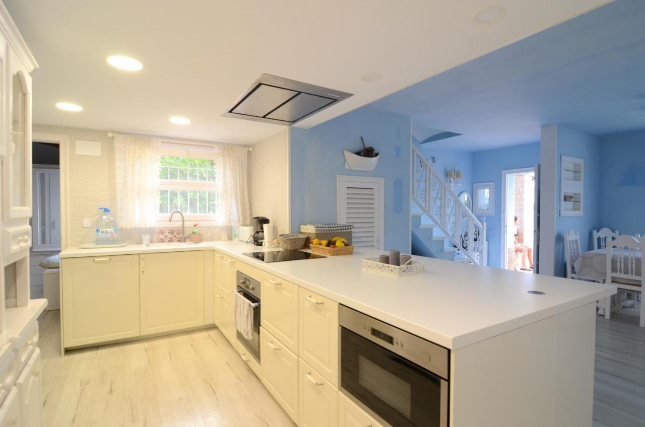 Villa Pepita Blue Палс Екстериор снимка